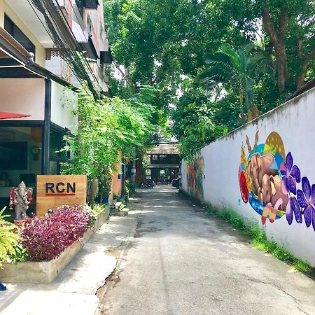 Rcn Court & Inn Csiangmaj Kültér fotó