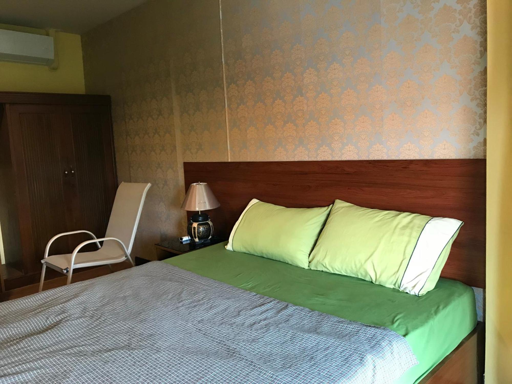 Rcn Court & Inn Csiangmaj Kültér fotó
